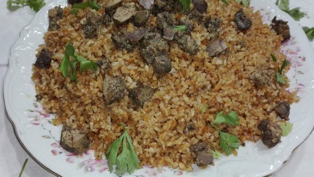 كيفية تجهيز الأرز بالكبد والقوانص
