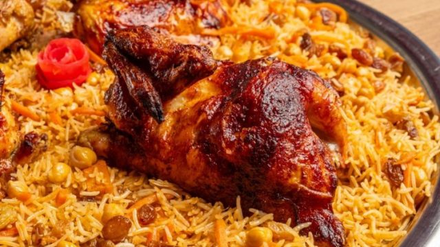 كيفية تجهيز أرز البخاري بالدجاج