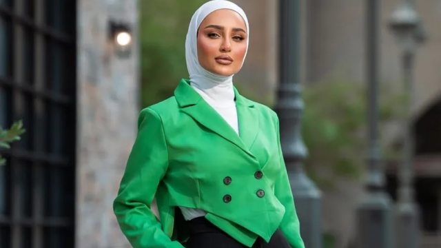 10 إطلالات أنيقة للمحجبات تختصر موضة صيف 2025