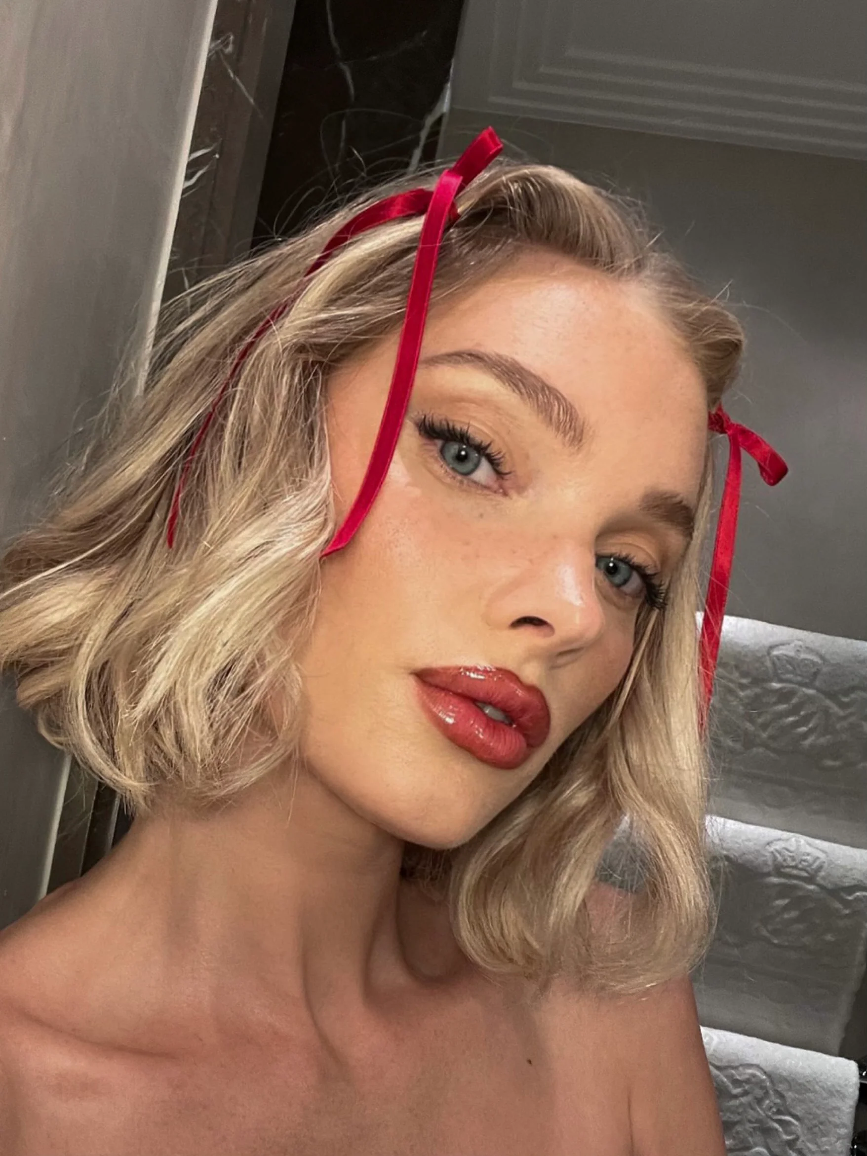 ألوان أحمر الشفاه الرائجة