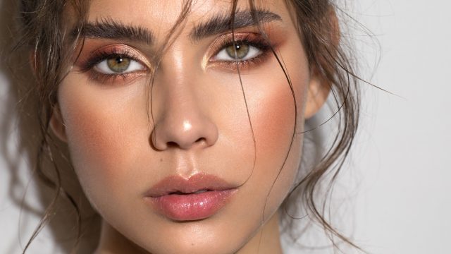 صيحات المكياج لصيف 2025