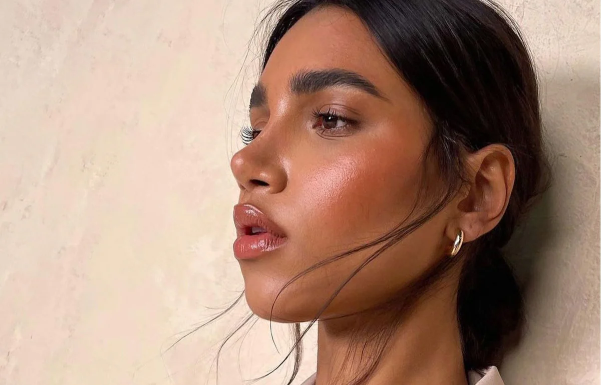 دليلك لاختيار أحمر الخدود