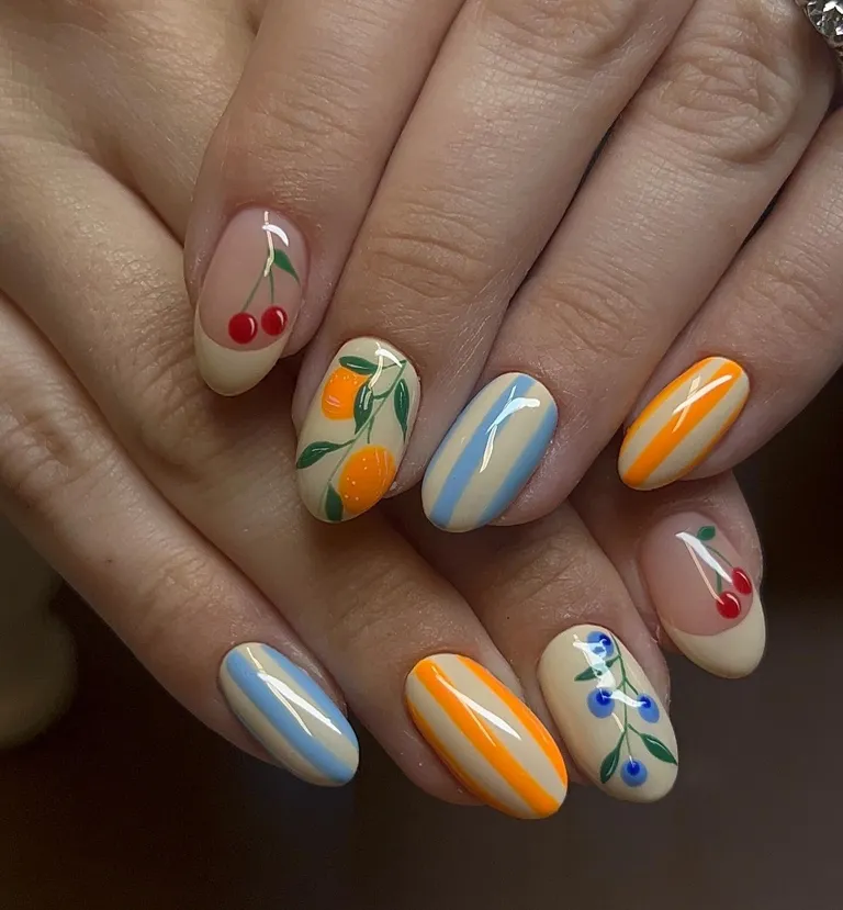 تصاميم الأظافر الـ Preppy