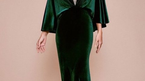 أفضل ألوان الأزياء لحفل نهاية السنة وكيفية تنسيقها لإطلالة أنيقة لا تنسى