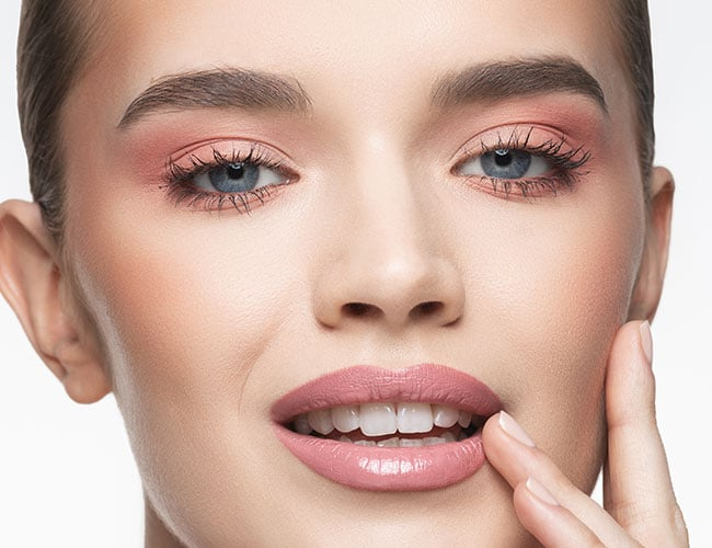 صيحات مكياج 2026 